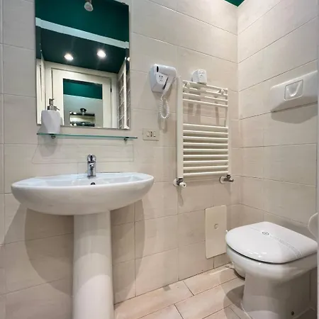 Ruffo Di Bagnara Palazzo Monumentale Neapol