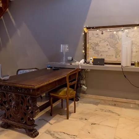 Ruffo Di Bagnara Palazzo Monumentale 那不勒斯