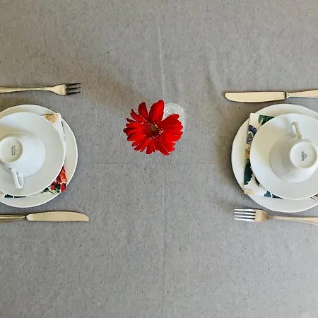 Ruffo Di Bagnara Palazzo Monumentale Frühstückspension Neapel